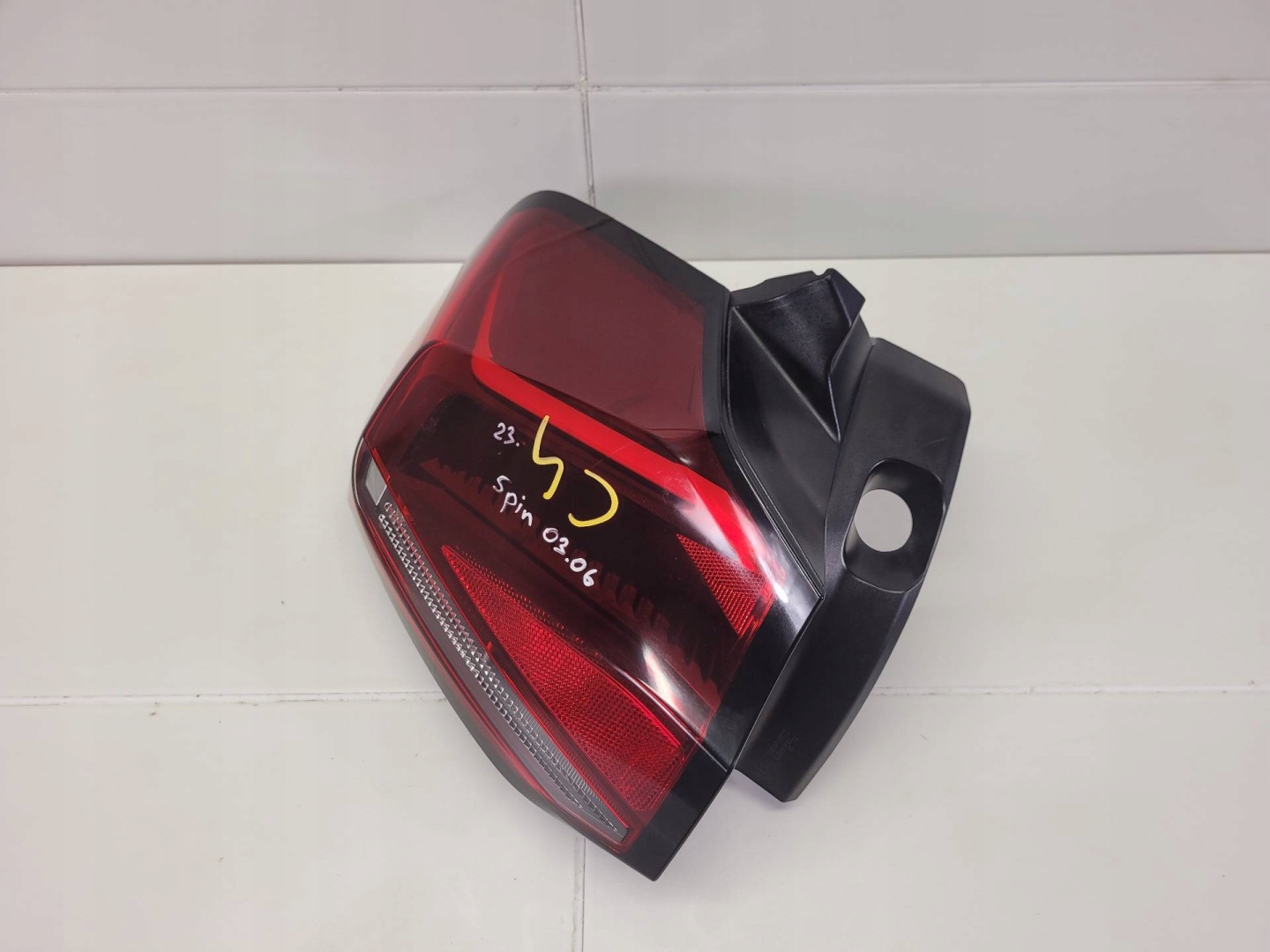 light rear left side Citroen C4 2 facelift 2022