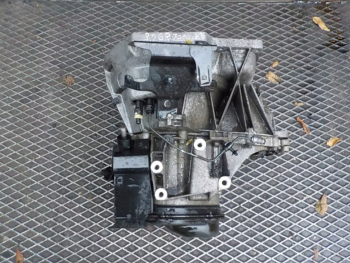 FORD FIESTA MK7 1.6 TDCI original gearbox, 8A6R7002HE