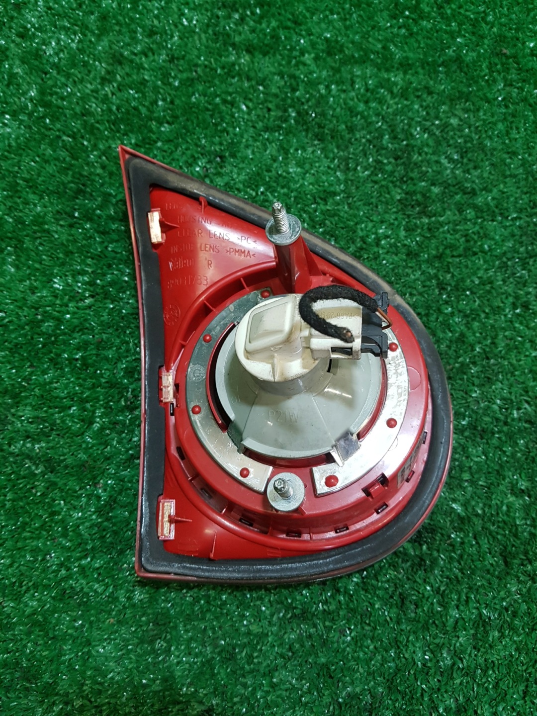 light right rear W KLAPIE VOLKSWAGEN GOLF 5 1K6945094G