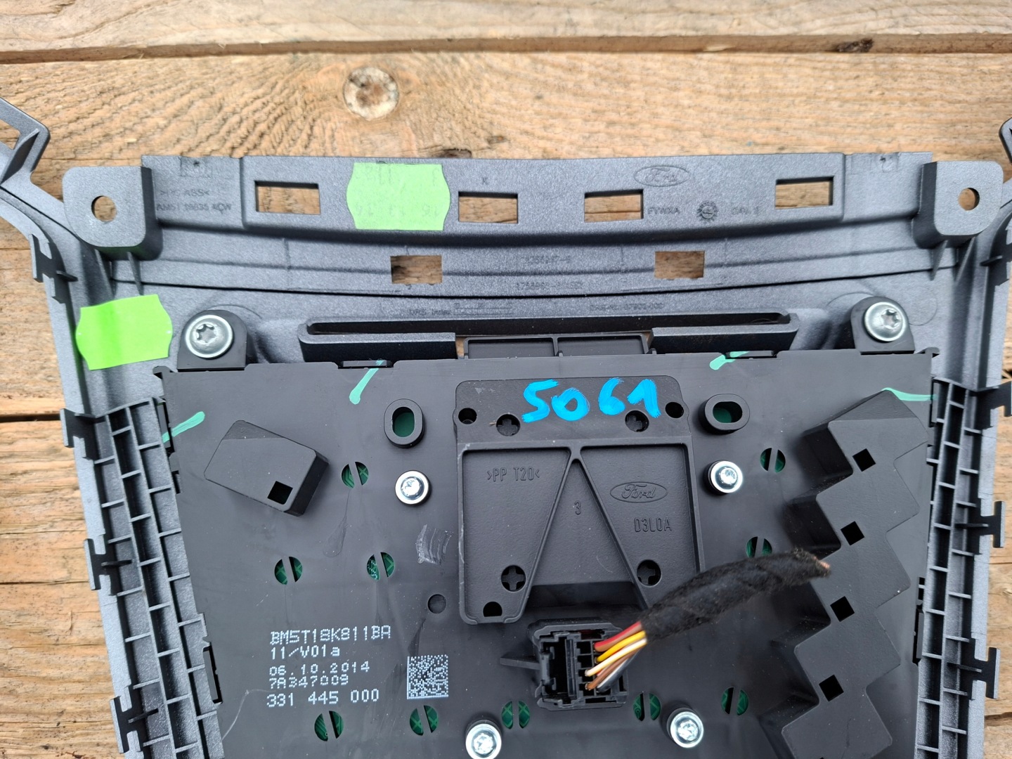 PANEL RADIA BOCCHETTE FORD FOCUS MK3 LIFT 331445000