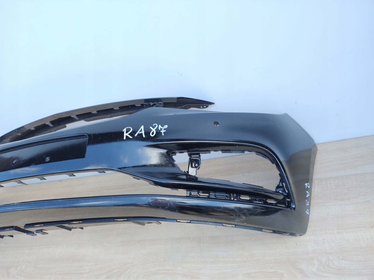 OPEL ASTRA 5 V K bumper front below sensors 39151025 RA87