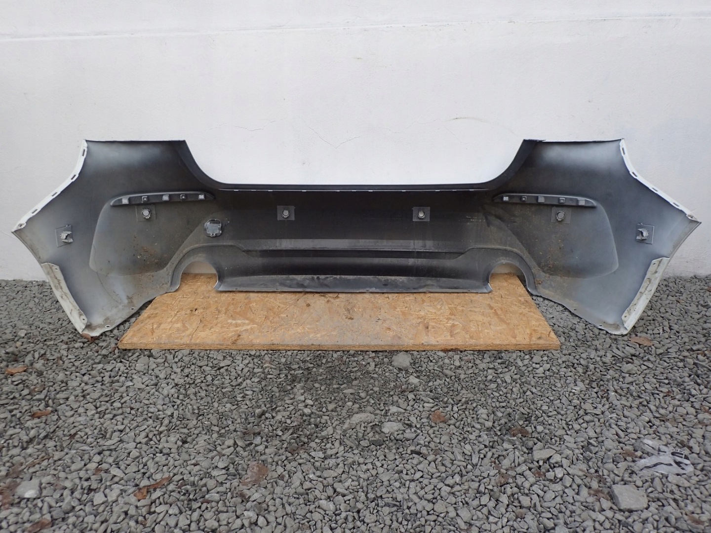 PARAURTI POSTERIORE POSTERIORE BMW 1 E F40 2019