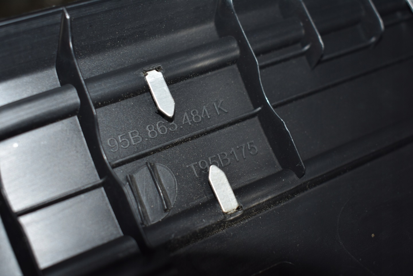 IDEALNA moulding cap threshold right PORSCHE MACAN S 1
