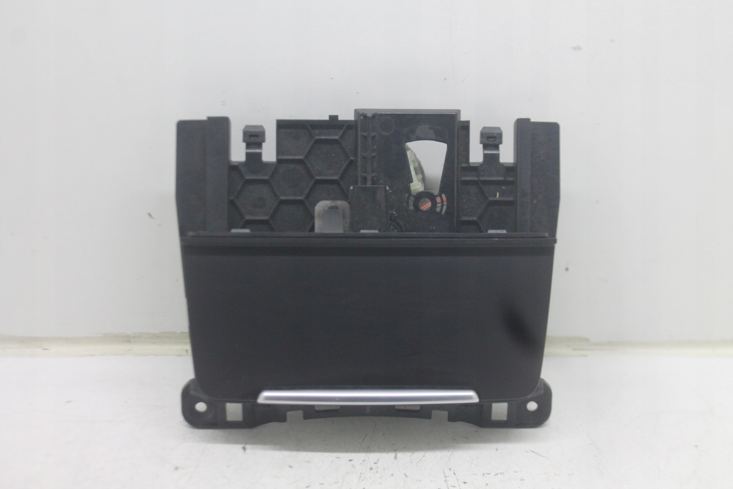 passenger compartment ashtray 8K0857951 AUDI A4 B8