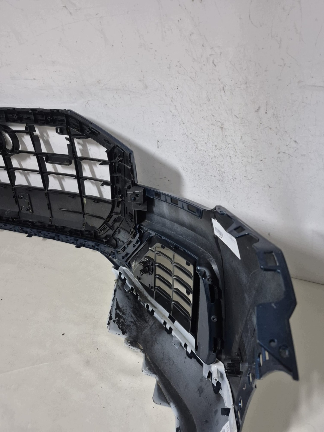 AUDI Q8 4M8 ZWYKLY 18- bumper front front grill grid PDC 4M8807437A