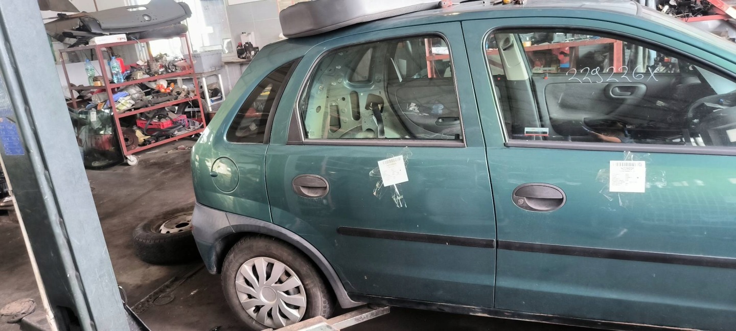 Tür rechts heck 3GU OPEL CORSA C