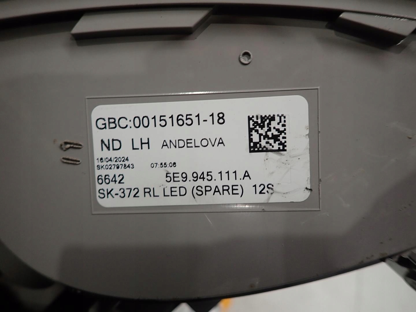light rear part rear left SKODA OCTAVIA III 2012- KOMBI LED 5E9945111A