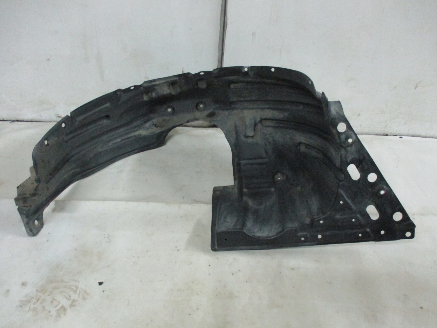 mudguard right front Mitsubishi Space STAR 2 II 13r 5370A926