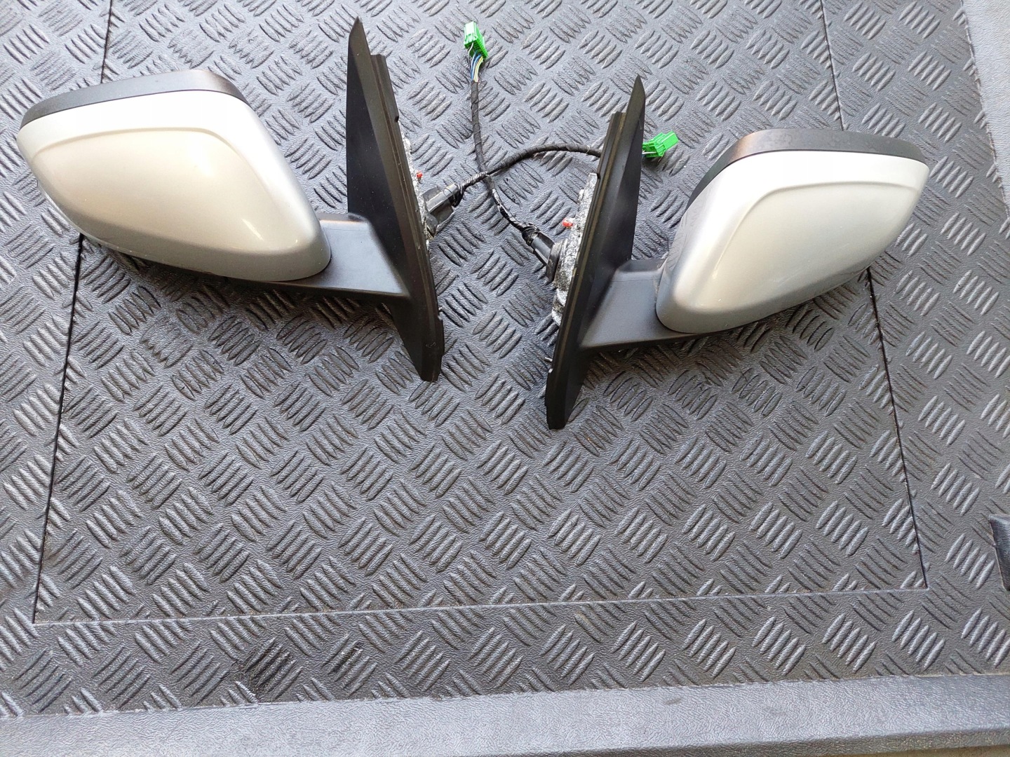 mirror right 8 PIN VOLVO S60 II V60 426 -26
