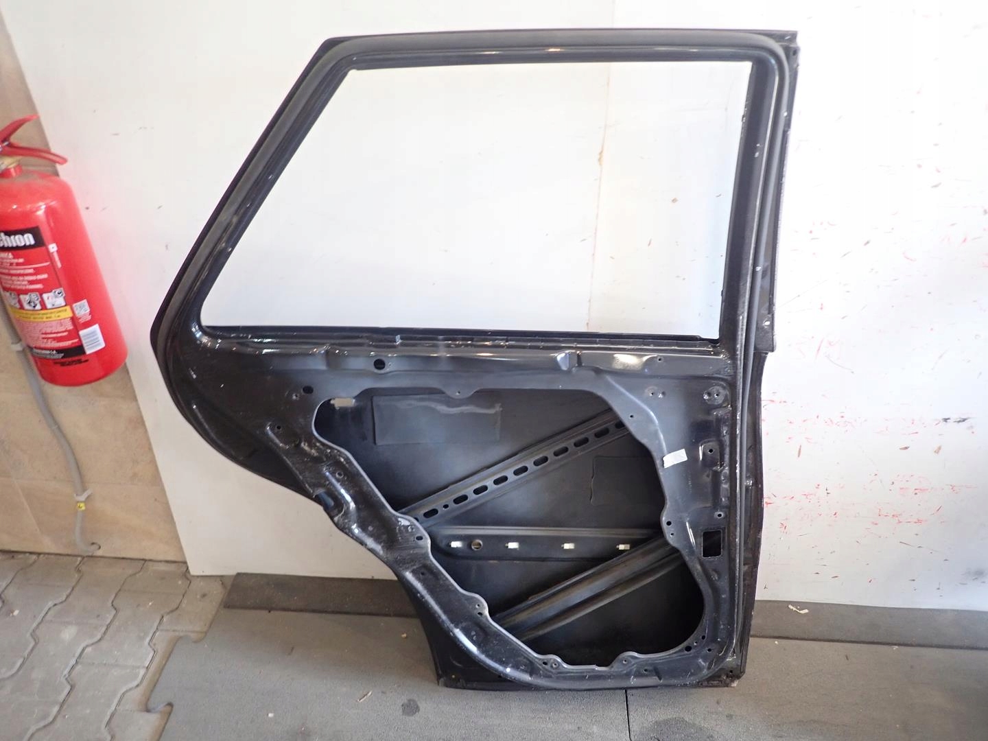 ajtó far hátsó bal MERCEDES ML W164 A164