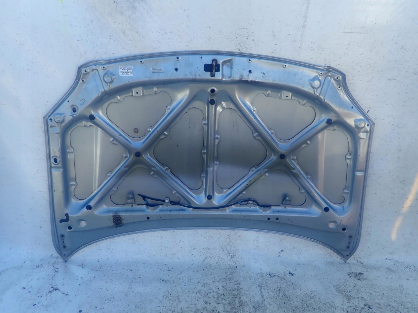 TOYOTA AVENSIS T25 03-09 Cofano