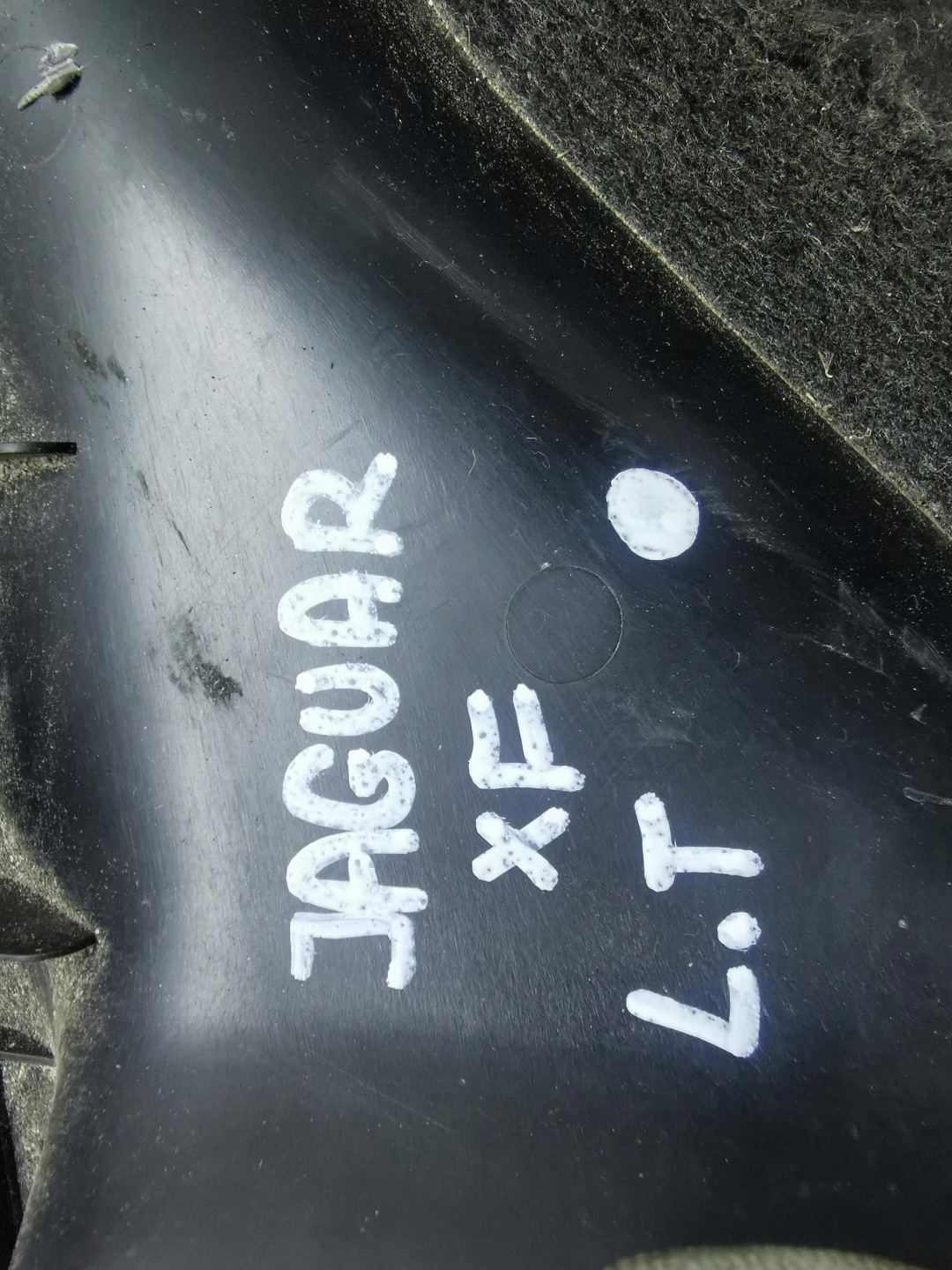 moulding threshold left rear part JAGUAR XF II X260 15