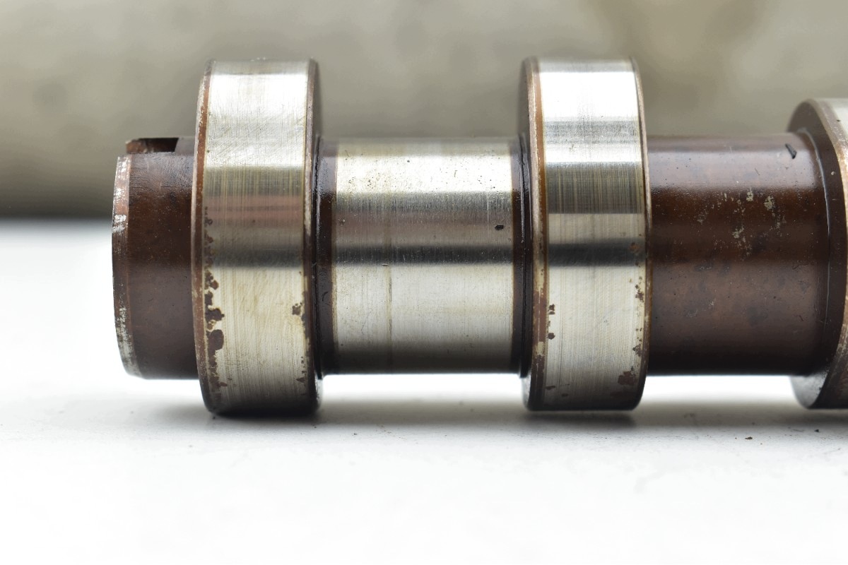 Arbre à cames d’échappement AUDI TT 3.2 V6 BUB