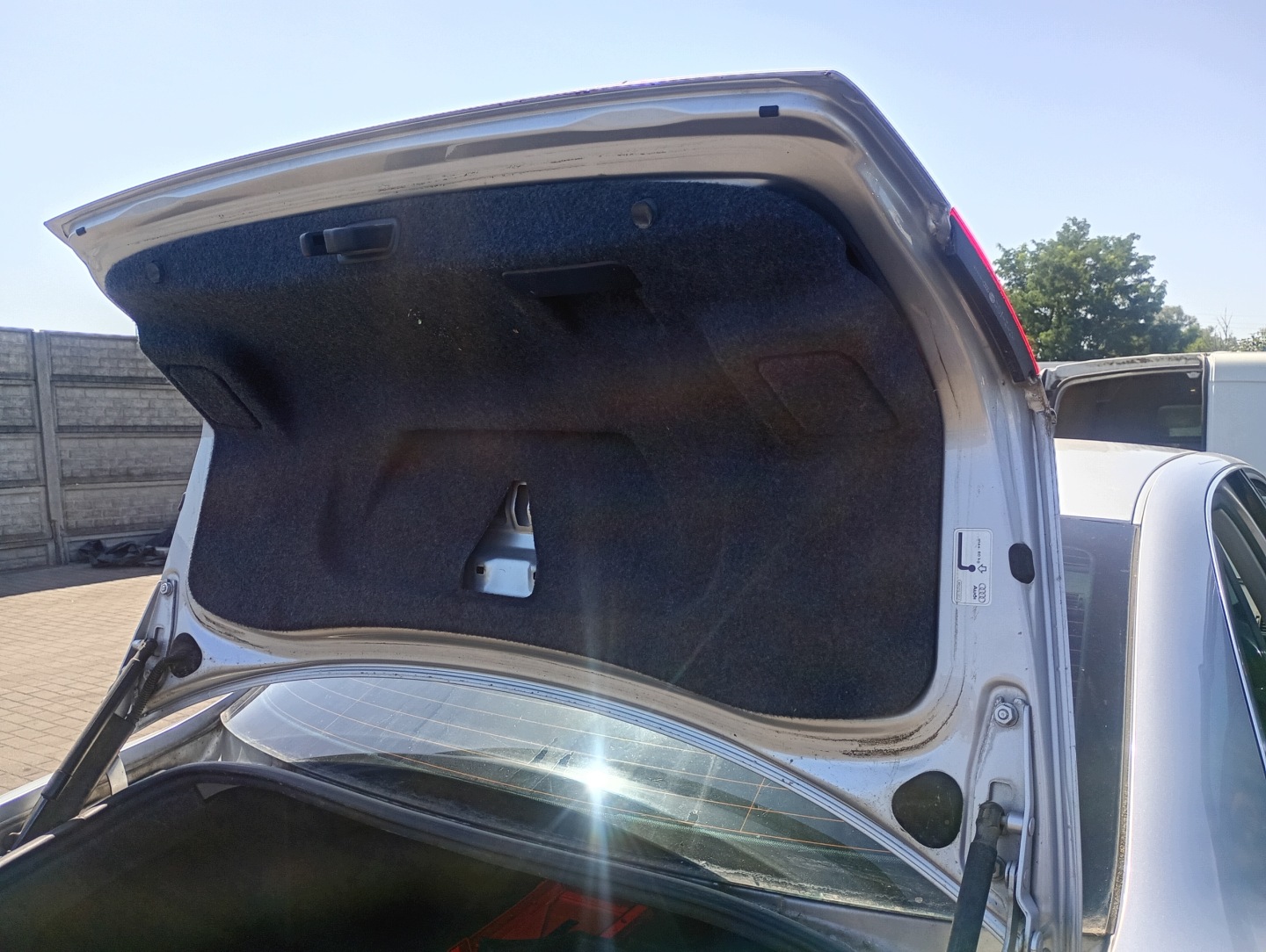 trunk door boot rear rear part Audi A4 B7 05-08 kod lakieru 5B5B