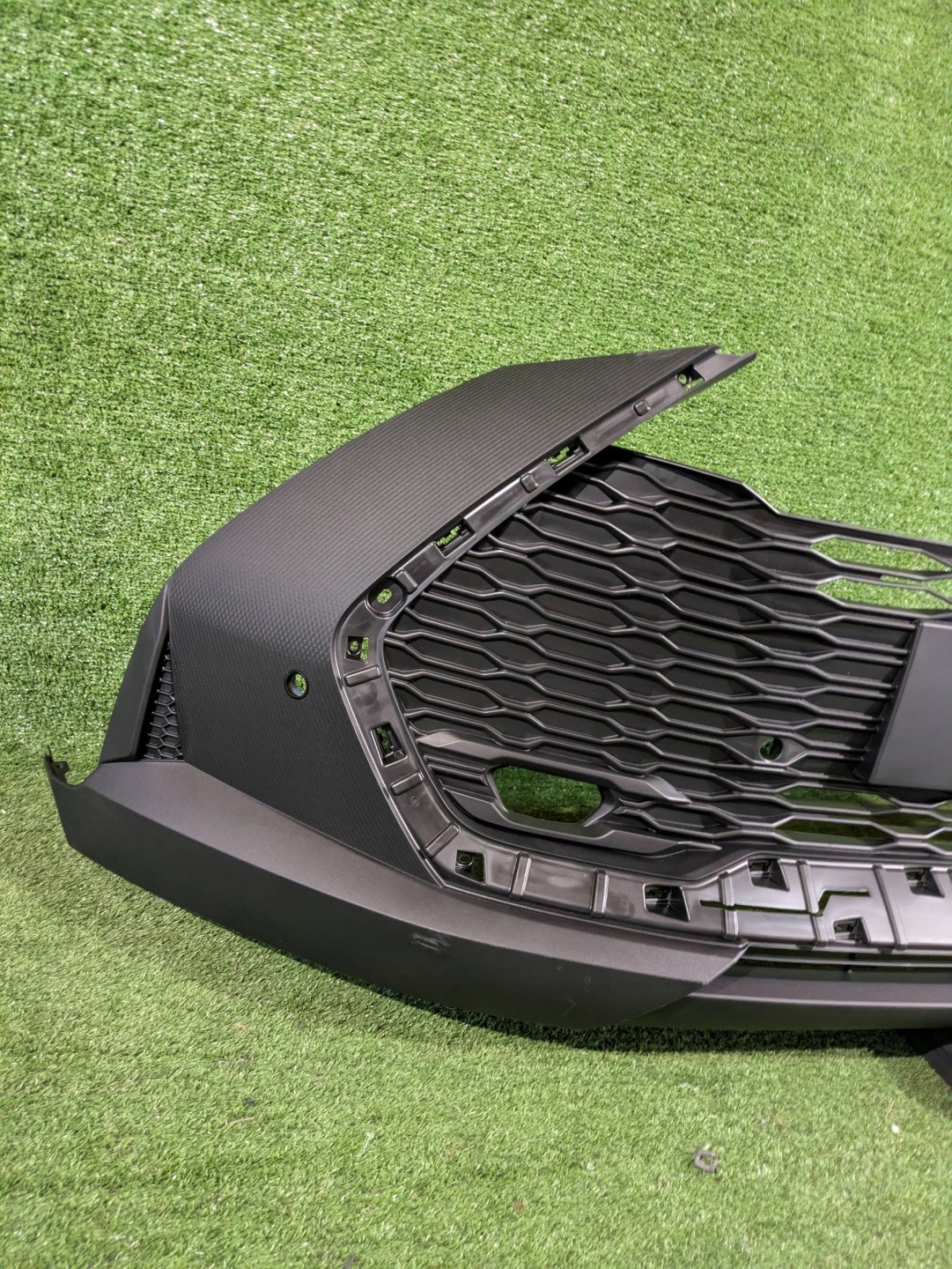 grid spoiler front bumper front TOYOTA C-HR II NR.Z8894