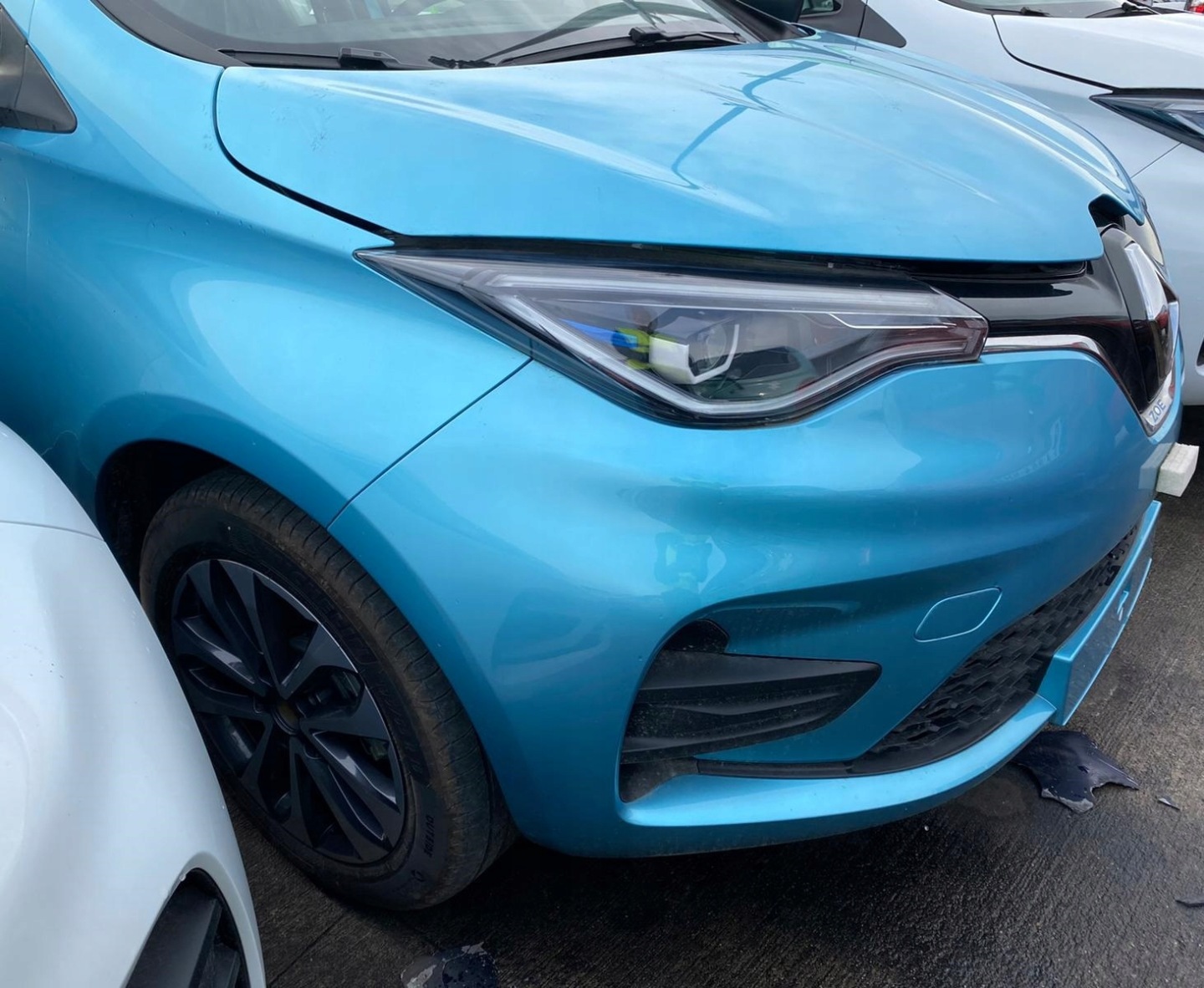 RENAULT ZOE II DOOR REAR. LEFT REAR PART LEFT TERQT