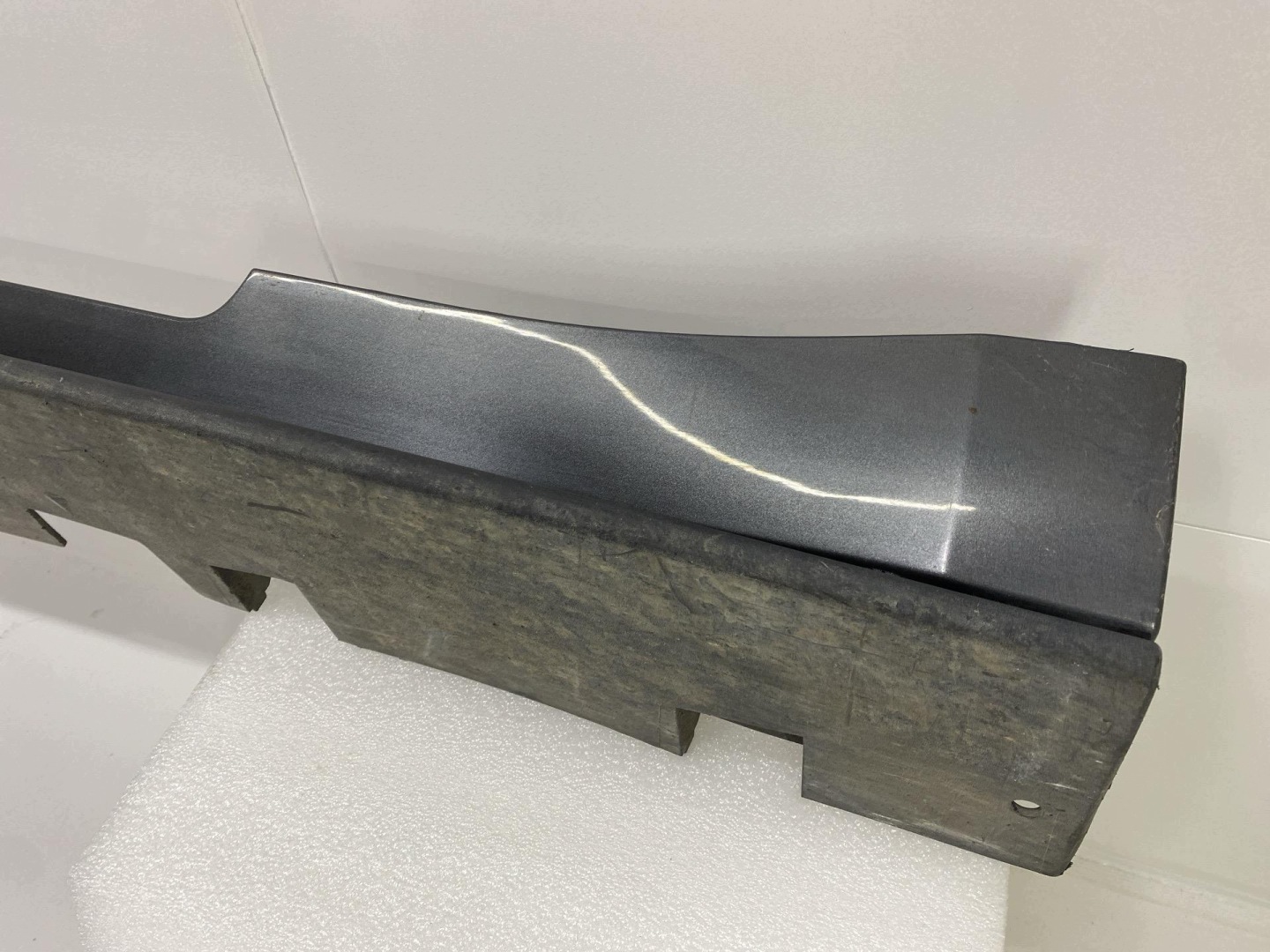 moulding threshold exterior right side Ford Mustang 7 S650 (2023 - 2026)