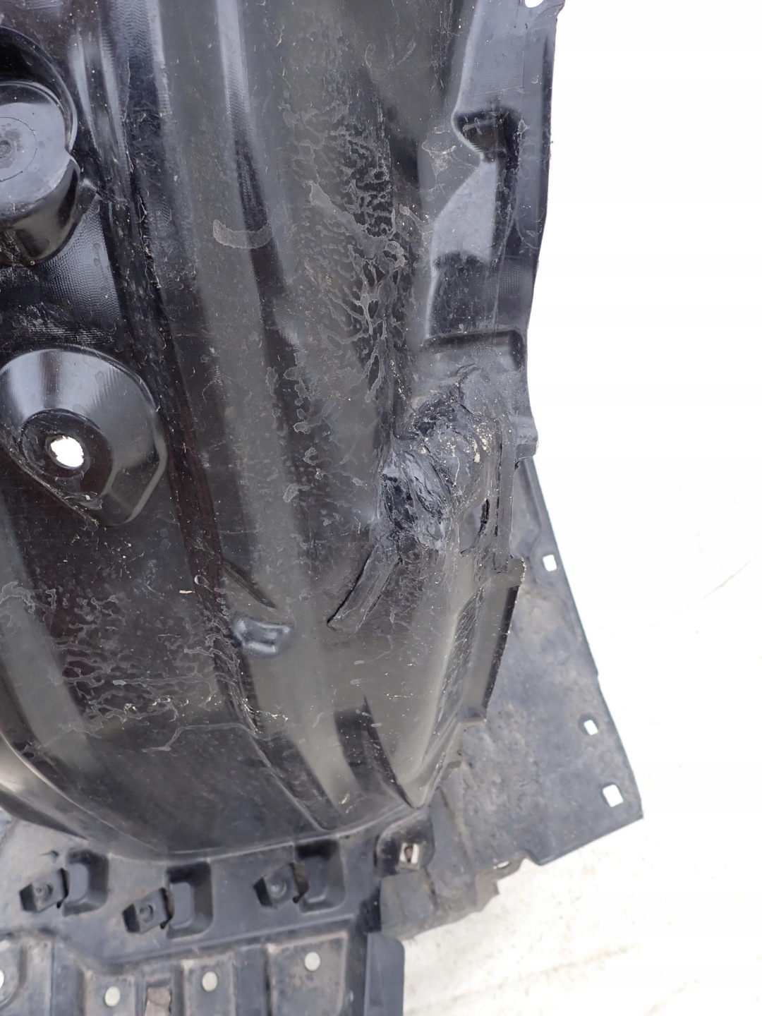 TOYOTA COROLLA XII E21 18- mudguard left front