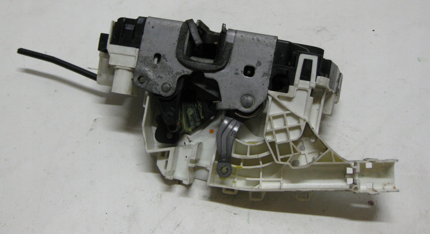 VW CRAFTER Schloß Tür heck A9067401035