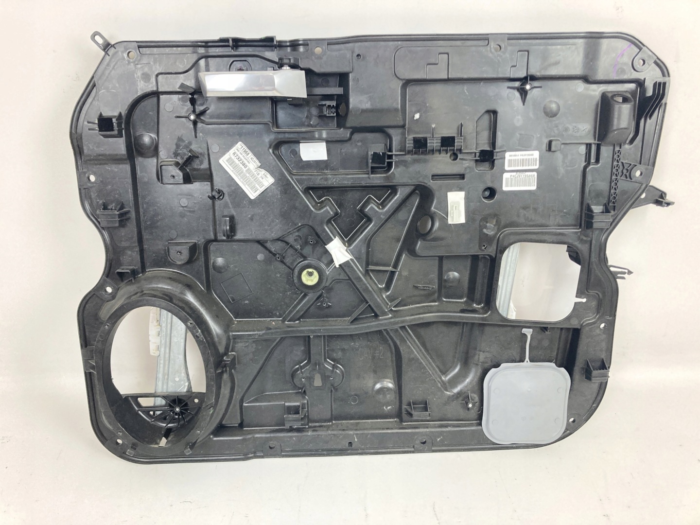 Ram 2500, 3500 prowadnica windows panel door right front 2019-26