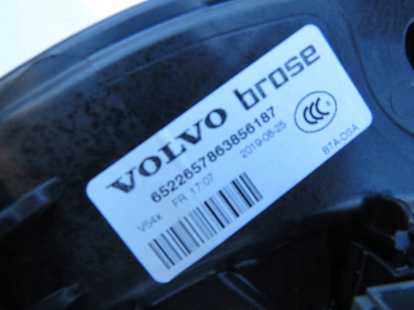 window regulator right front VOLVO V90 T8 HYBRYDA 31678564