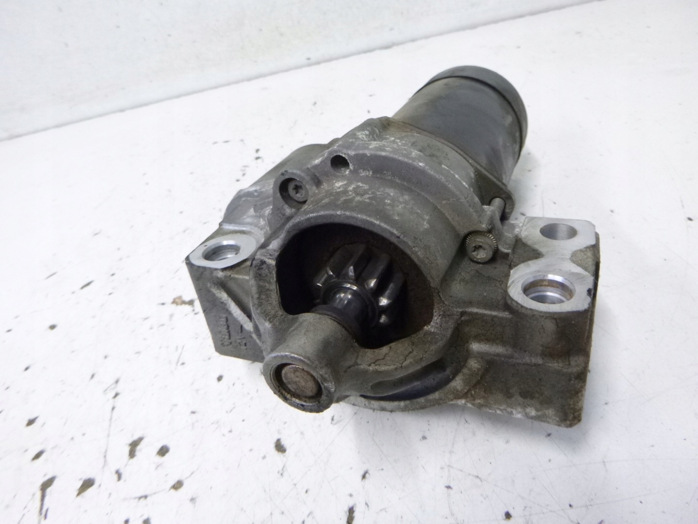 starter Peugeot 607 3.0 2001r. D6RA107