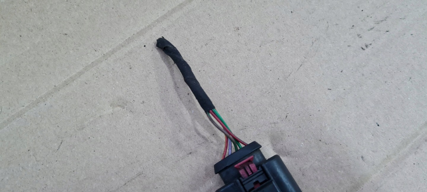 Q5 8R connecting spoiler connector connector 8K0973705A A5 8W A4 B9 A6 VW AUDI