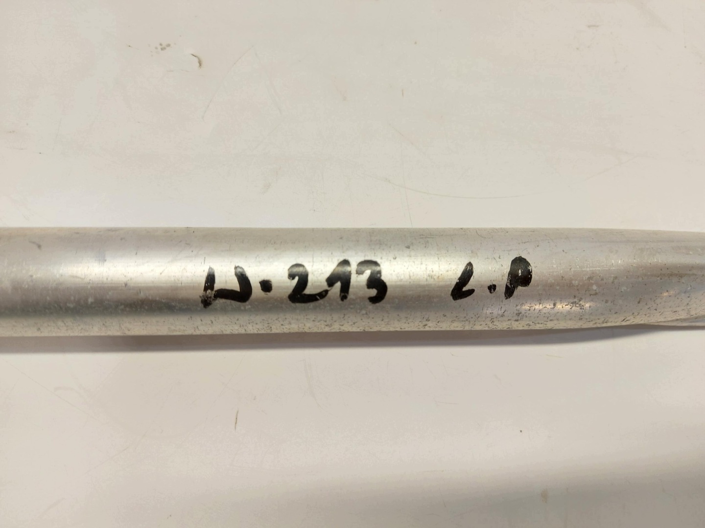 MERCEDES W213 E300de Kombi brace kielichow komplet A2136280000