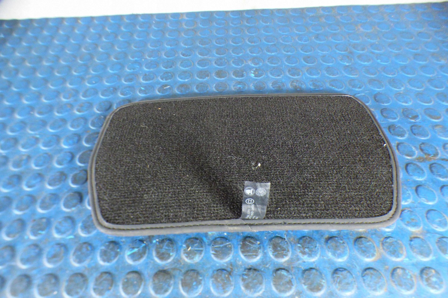 Skoda Superb III mat for the car front 3V0861571