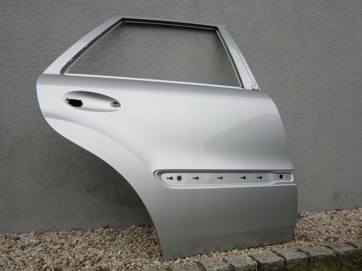 Tür vorne hinten heck rechts Mercedes ML W164