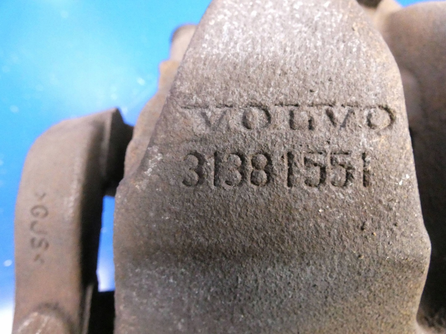 VOLVO V60 II S60 III 18- caliper brake left front front