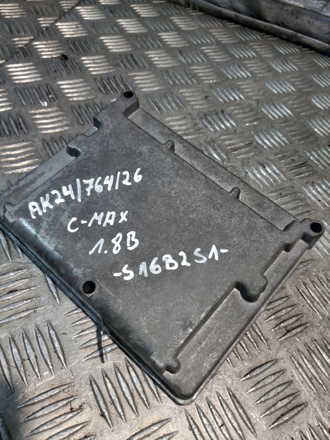 computer control unit of the engine FORD C-MAX 1.8B 2003r 3M51-12A650-GD