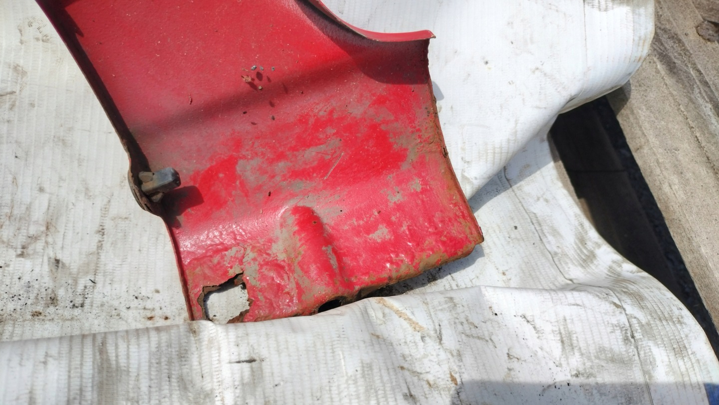 DAIHATSU CUORE VI parafango Destra rosso