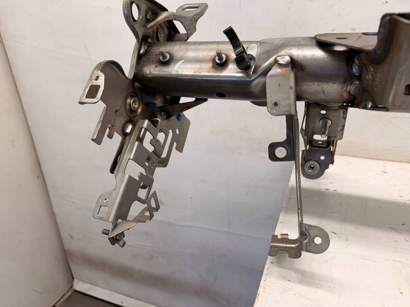 Renault Megane IV support du tableau de bord 678708722R