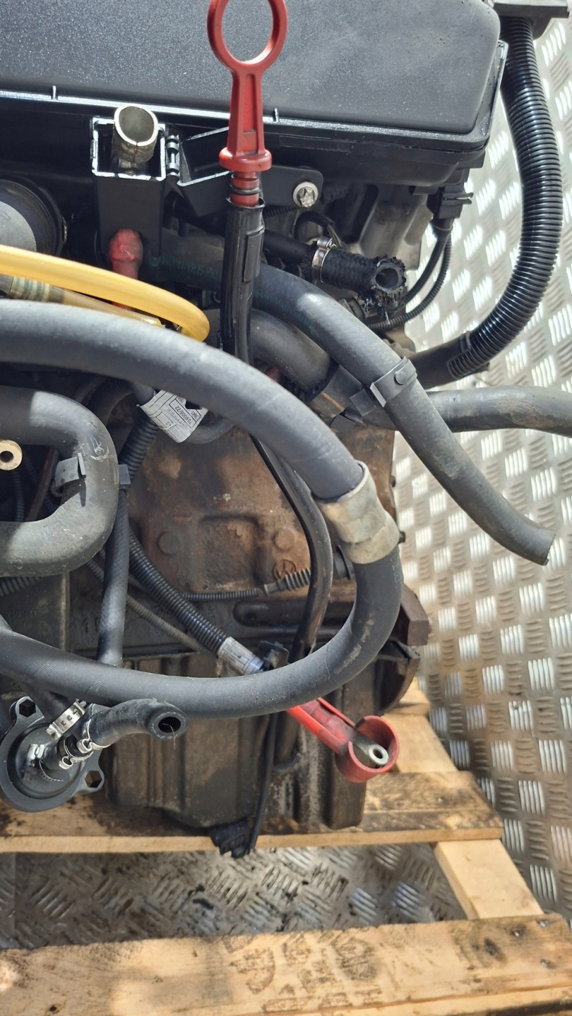 engine pillar Z UKLADEM PALIWOWYM BMW E39 M57D30 193KM