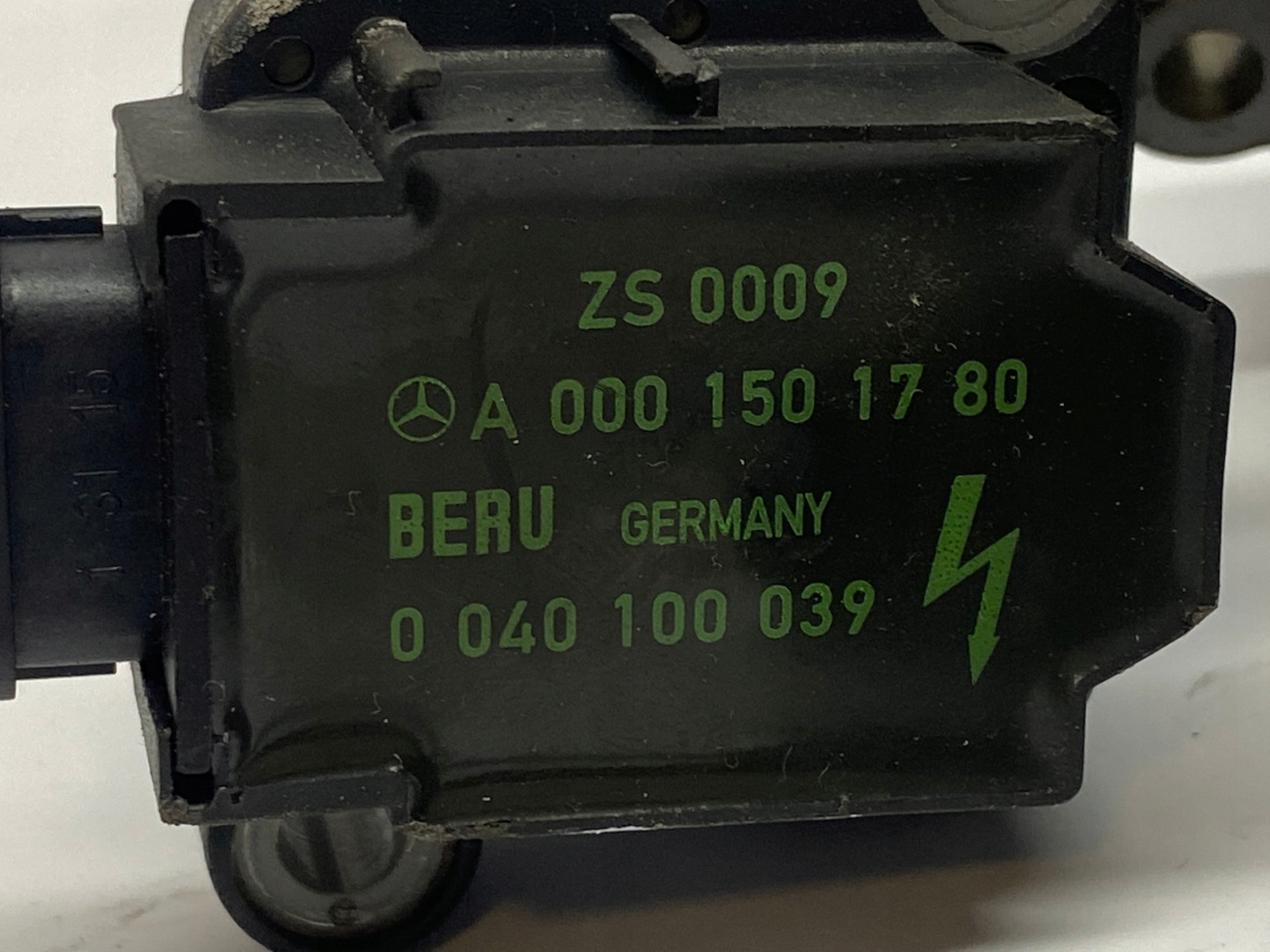 MERCEDES 2.0 K coil ignition A0001501780