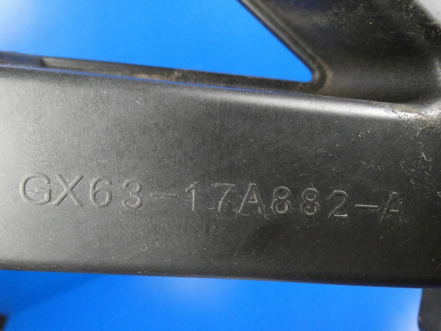 JAGUAR XF II X260 Support Support plaque Pare choc Gauche Arrière