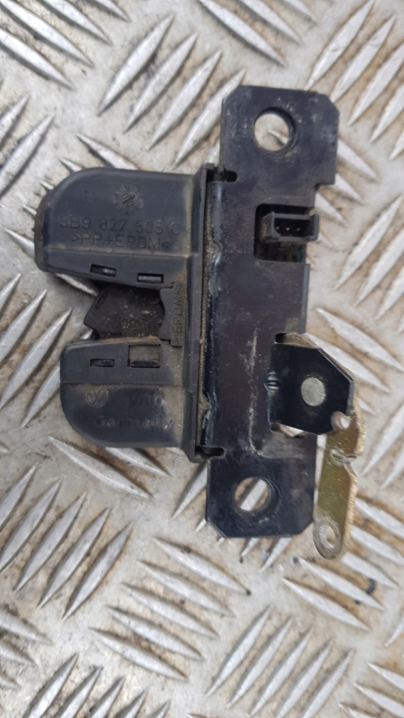 VW PASSAT B5 LIFT lock bonnet boot 3B9827505C