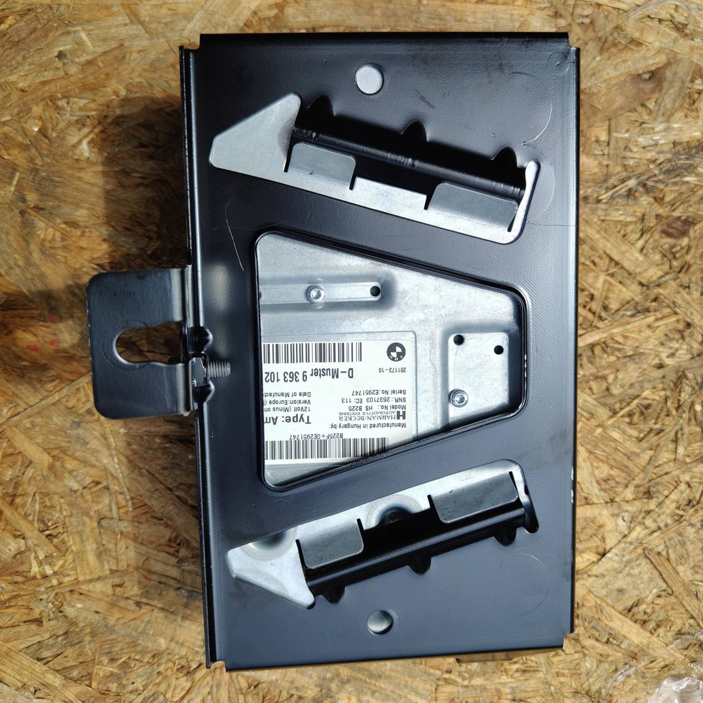 BMW 3 F30 amplifier audio Harman HsB225
