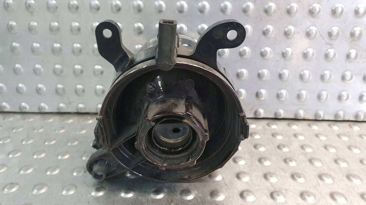 Nebelscheinwerfer links BMW 3 E46 COUPE CABRIO LIFT 01- 8371907