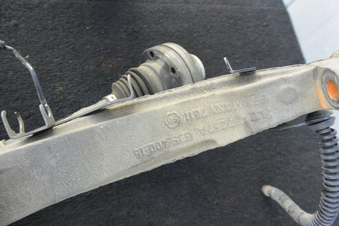 swing front 4.2 TSI AUDI Q7 4L VW TOUAREG 7L