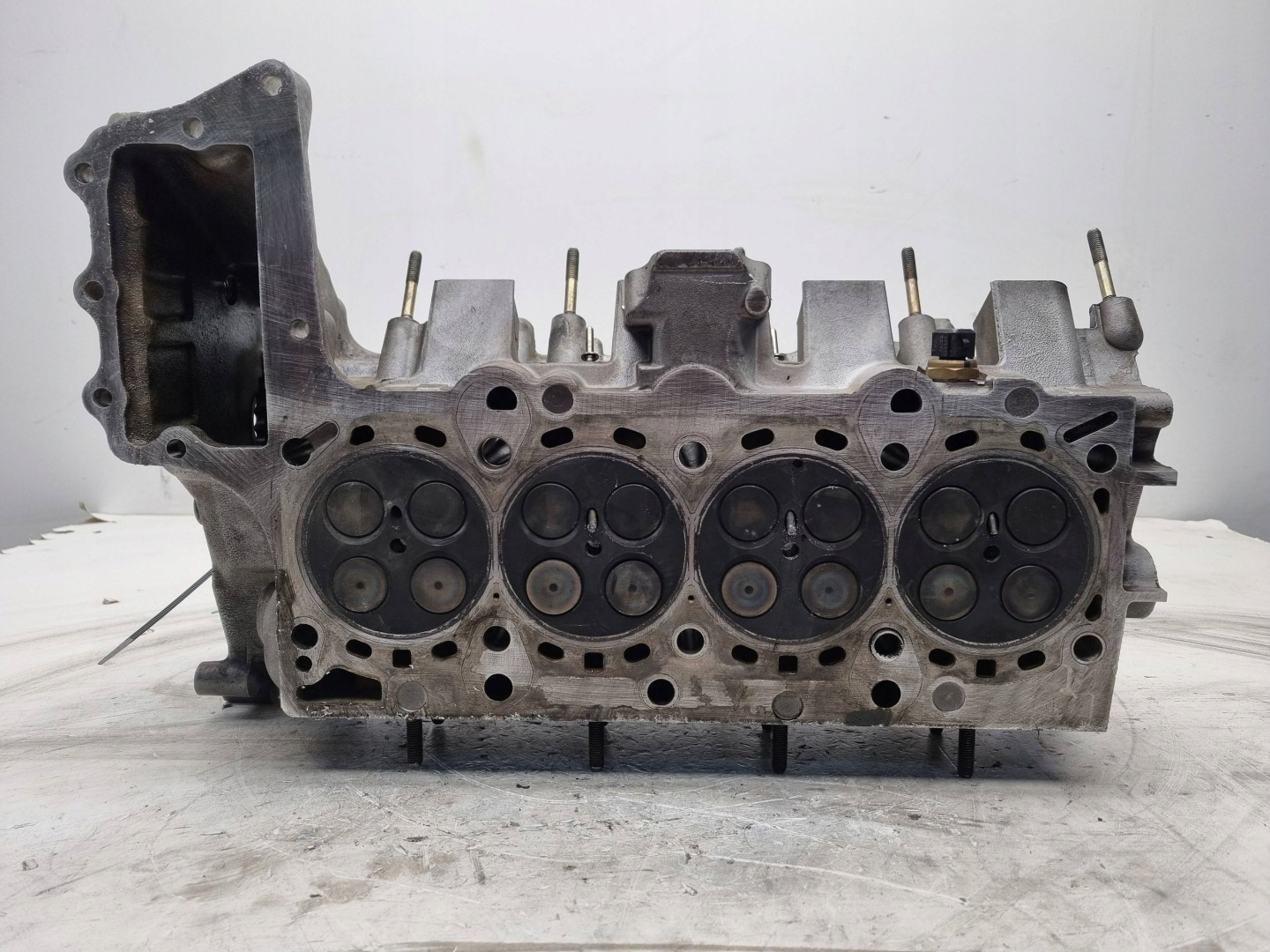 hlava MOTORU vačky KPL 7781211 BMW E90 E91 E60 E61 E87 X3 E83 2.0D M47T