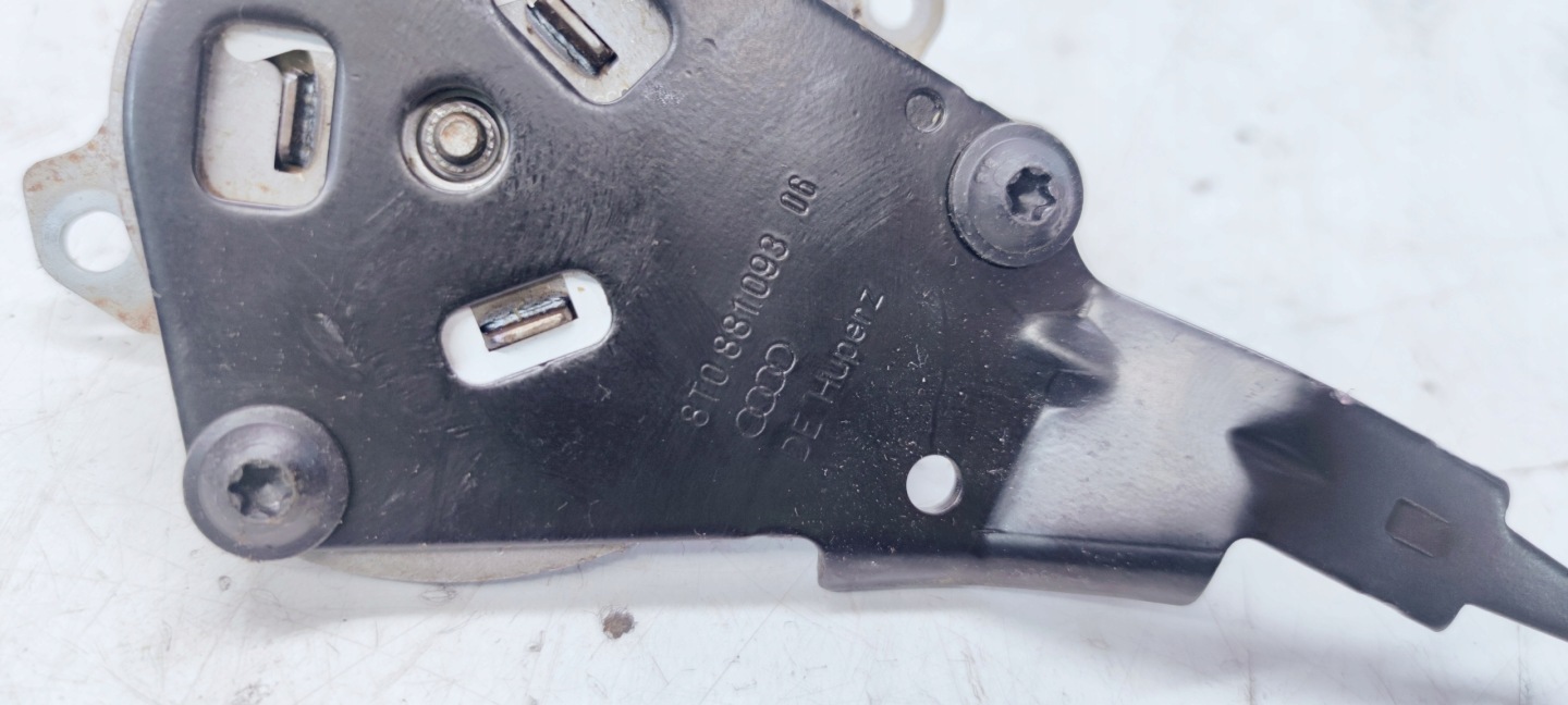 REGULACJA SITZ GORA DOL AUDI A4 A5 Q5 8T0881093