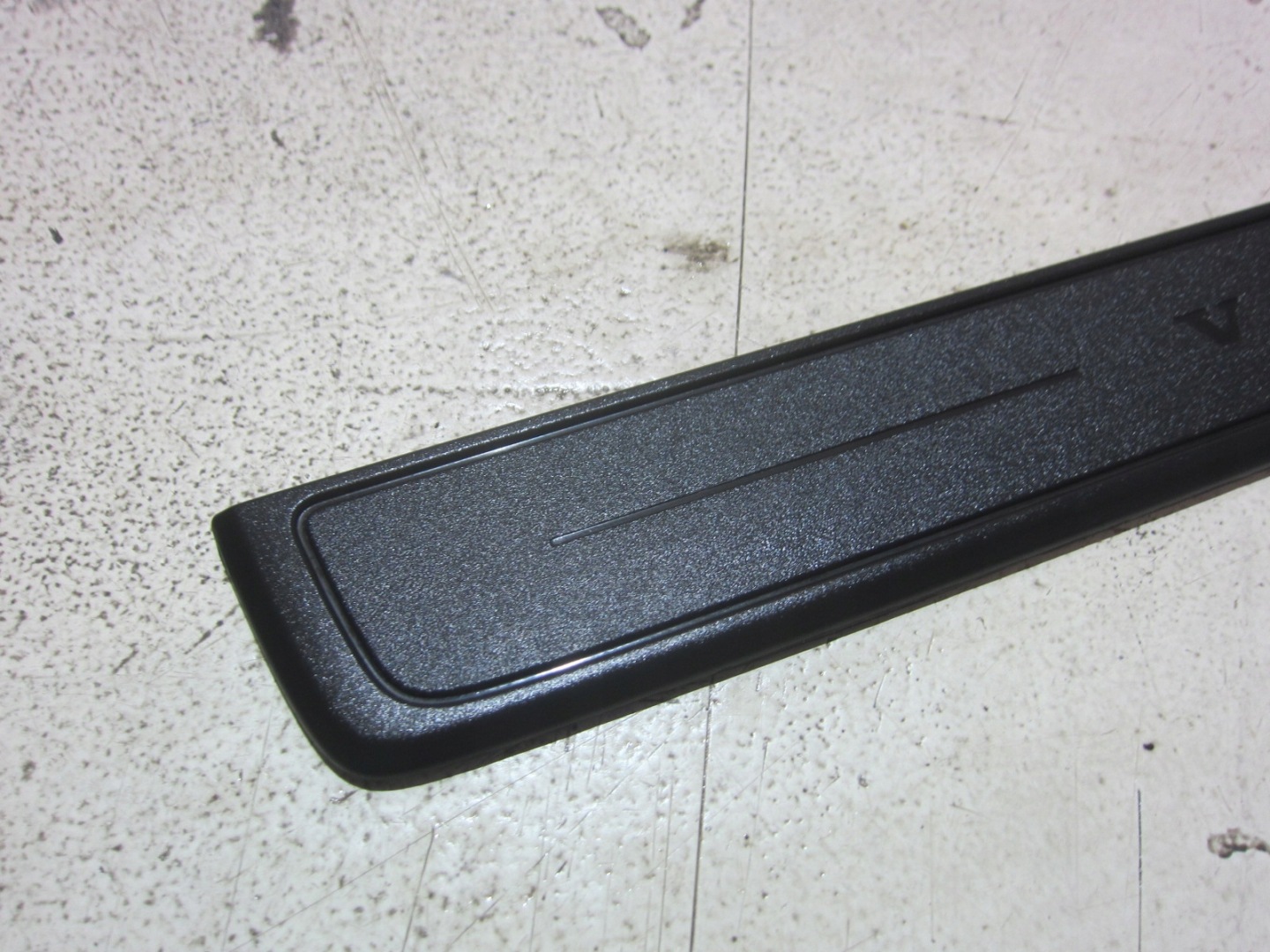 VOLVO XC40 moulding cap of the threshold XC 40 left right front front 31484194