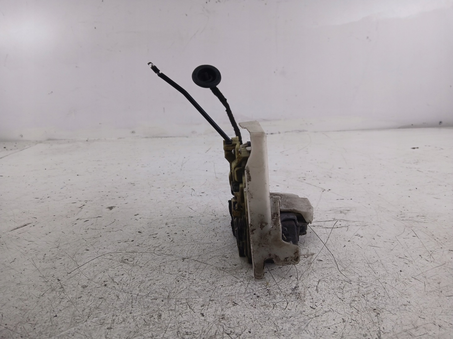 VW POLO 9N lock door right front