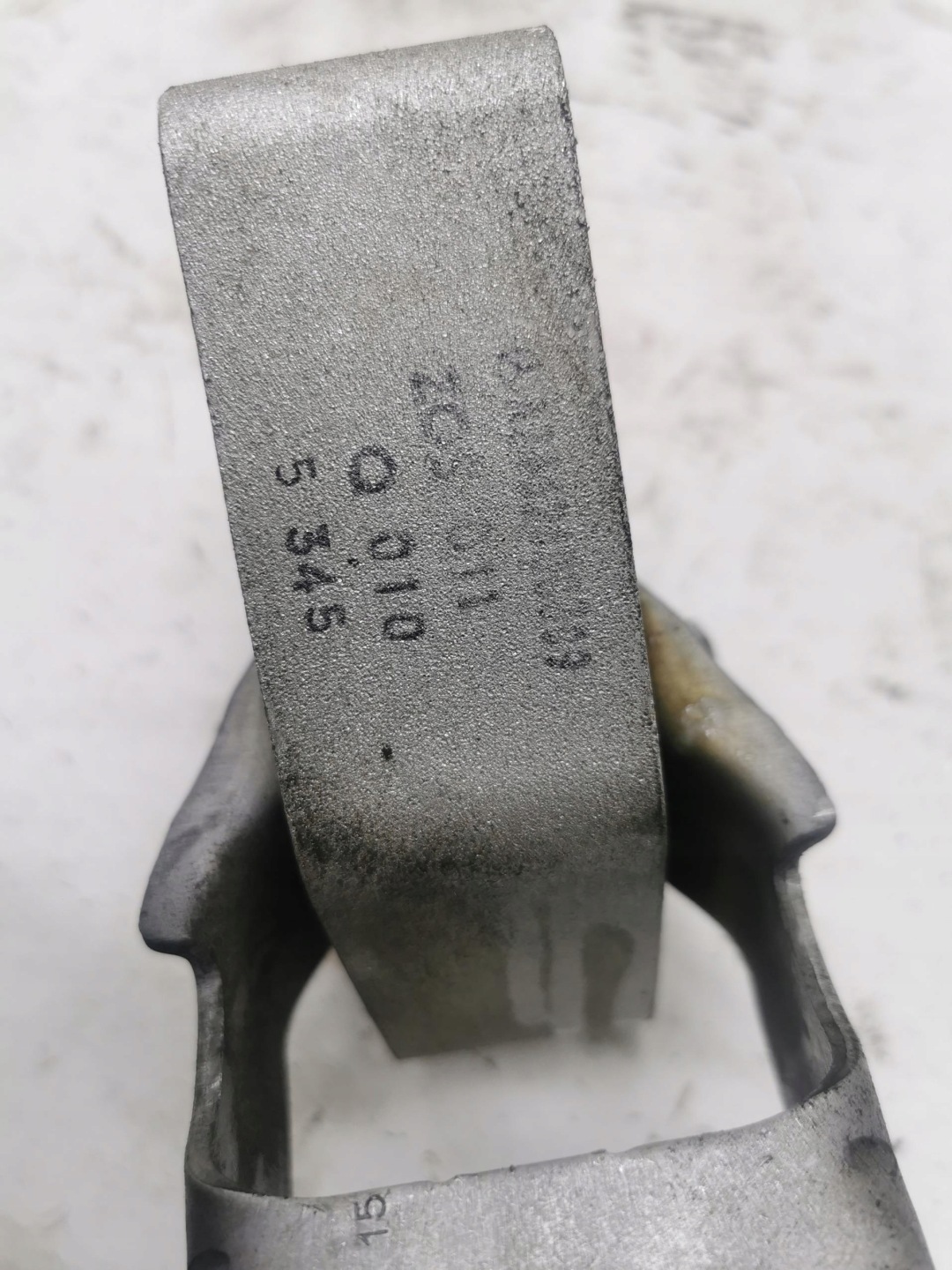 holder engine mount MERCEDES B-KLASA W246 1.6CGI