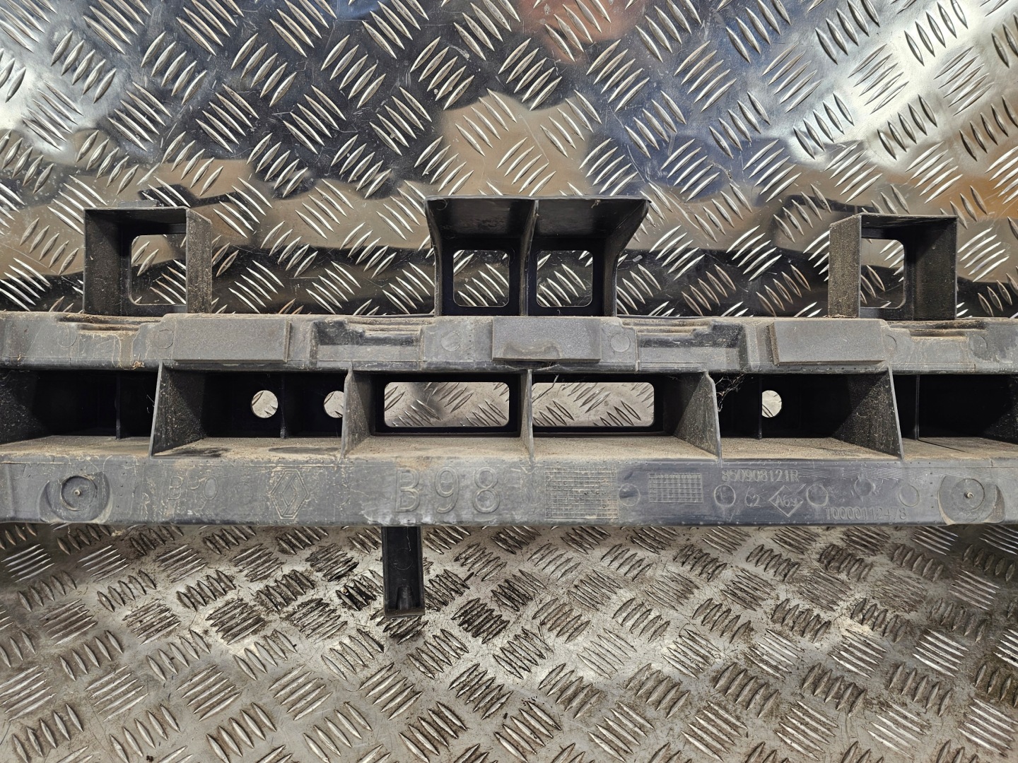 RENAULT CLIO IV 4 12- bumper support rear part pillar ABSORBER 850908121R