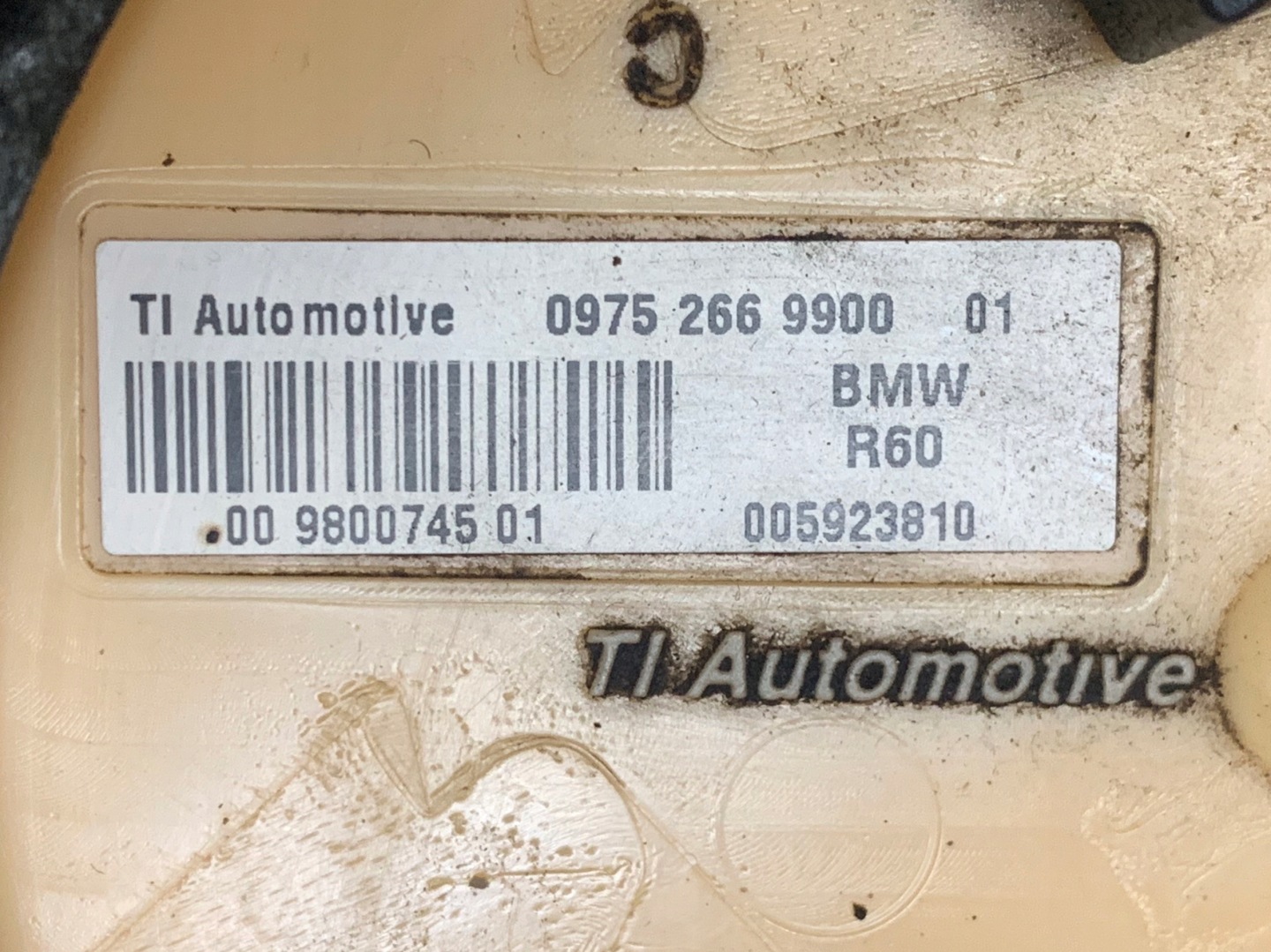 feed pump plywak MINI Countryman R60 1.6 Diesel