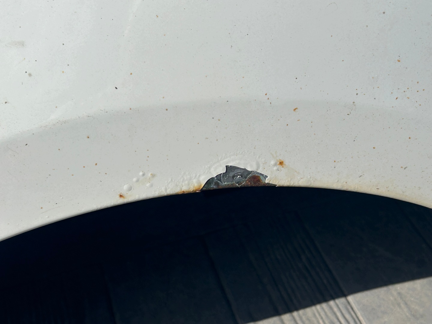 BMW E87 fender left front ALPINWEISS