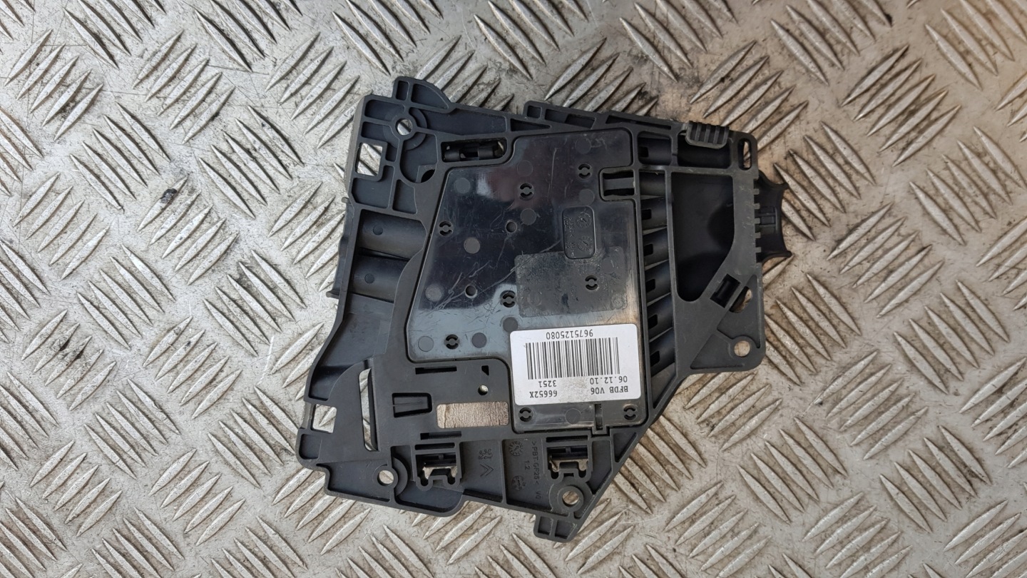 PEUGEOT 207 Sicherungen AKUMULATORA 9675125080